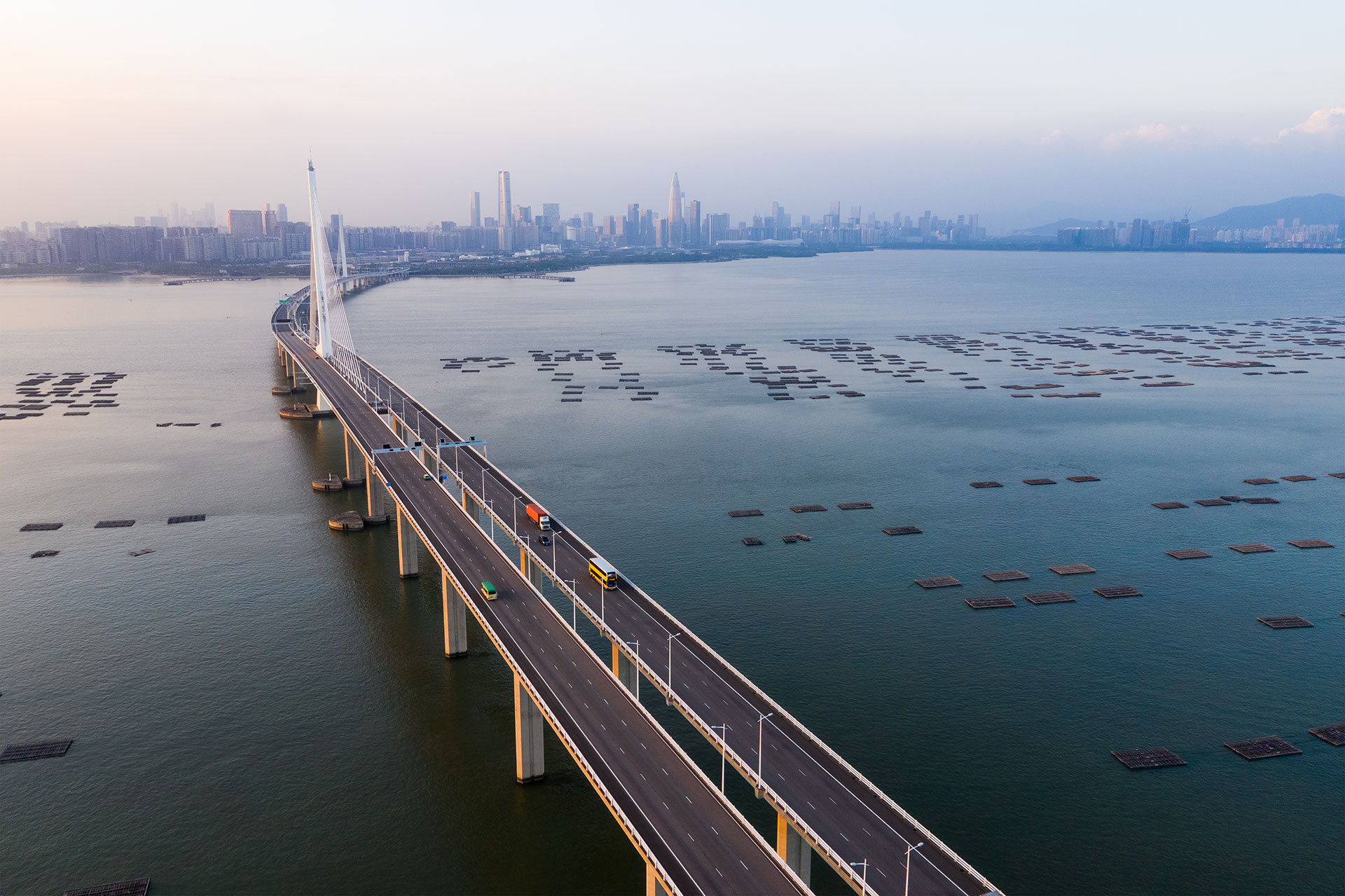 China’s gargantuan new bridge across the Pearl River - We Build Value